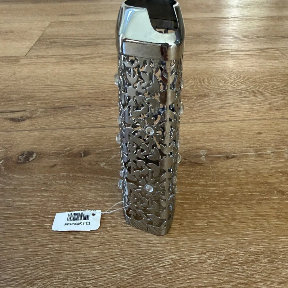 Bath & Body Works Silver Snowflake Gem Foaming Hand Soap Holder Sleeve NWT